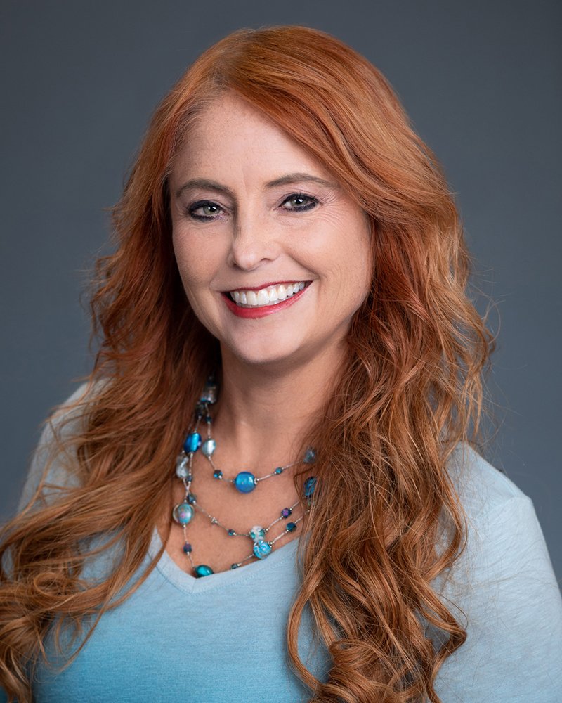 San Diego_Professional Sessions_BusinessHeadshots_Chelsea V Photography_On Site Studio-0531_8x10